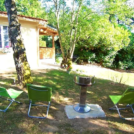 Maison De 2 Chambres Avec Vue Sur Le Jardin Clos Et Wifi A Dom wakacyjny Lapeyrouse
