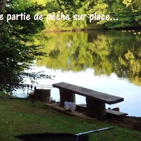 Maison De 2 Chambres Avec Vue Sur Le Jardin Clos Et Wifi A Dom wakacyjny Lapeyrouse